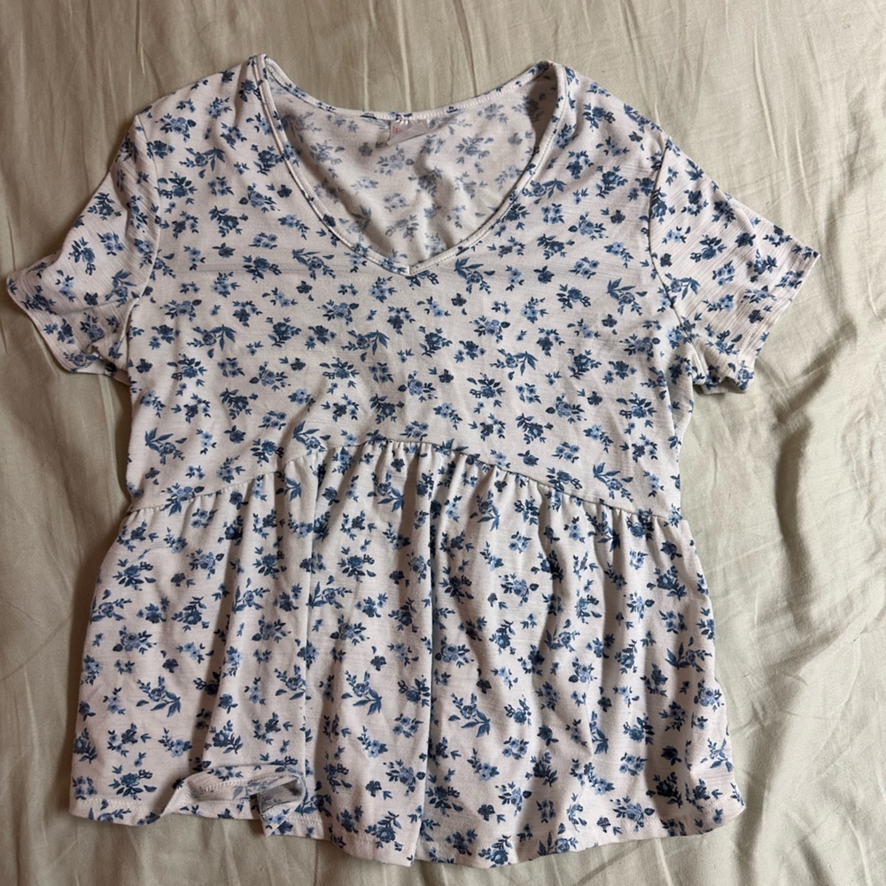 brand: no boundaries - size: xl